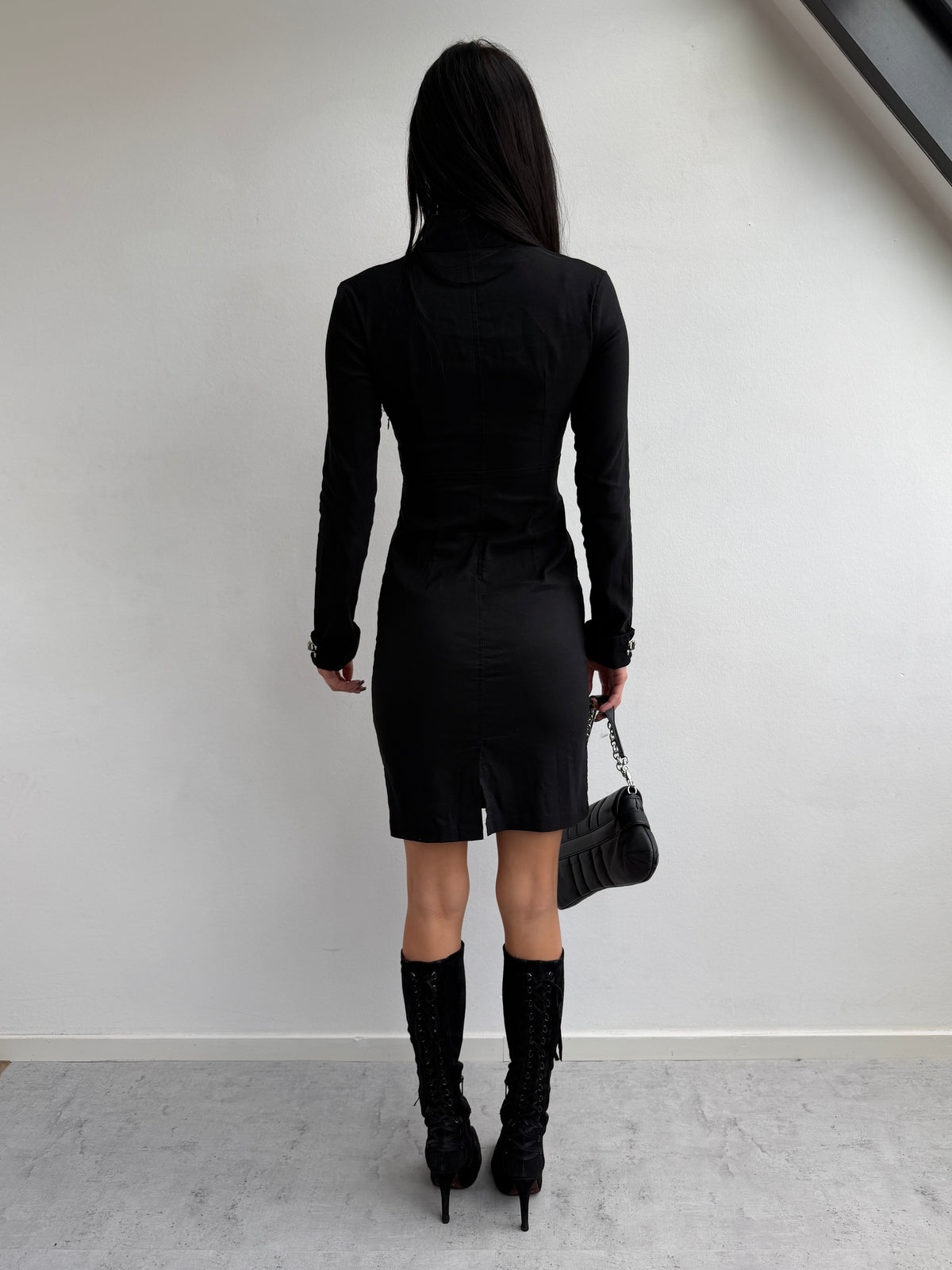 VINTAGE DRESS