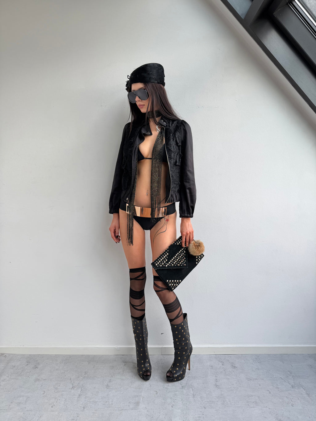 VINTAGE HEELS