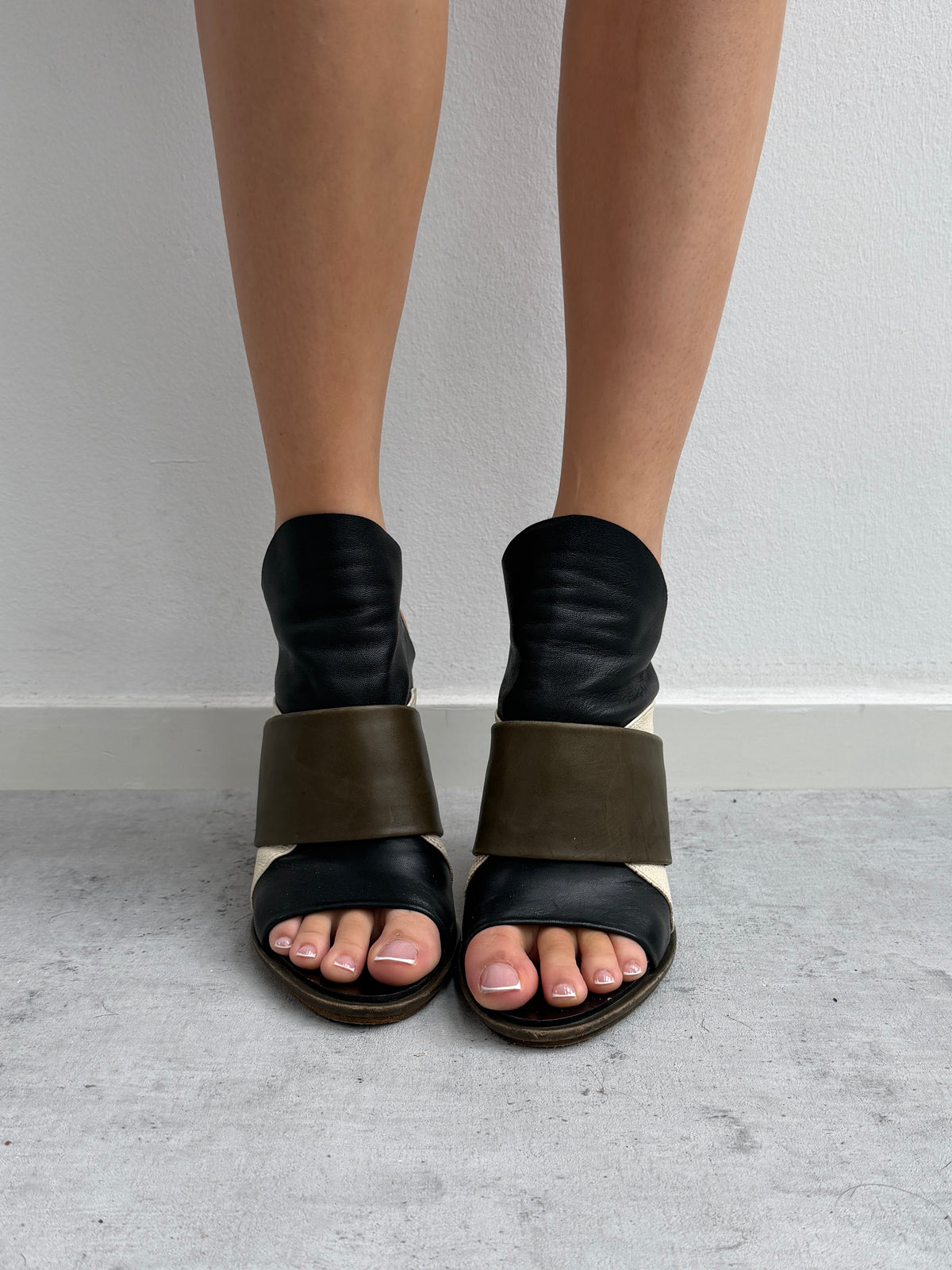 Balenciaga leather heels