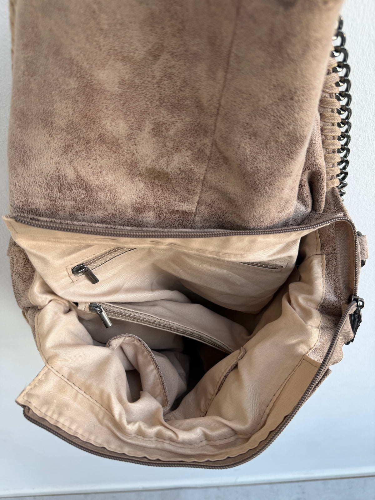 SHOULDER BAG