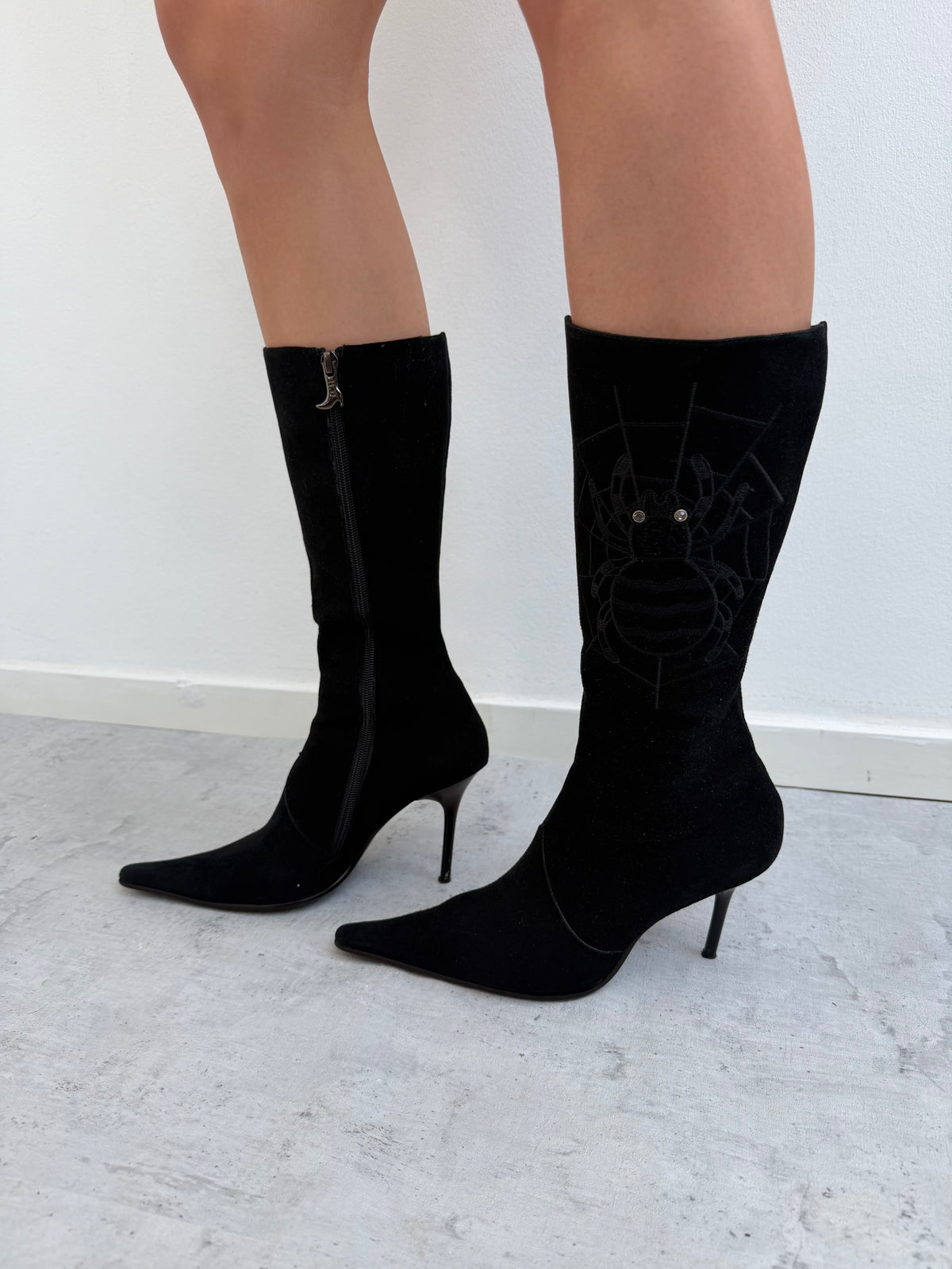 REAL LEATHER HEELS