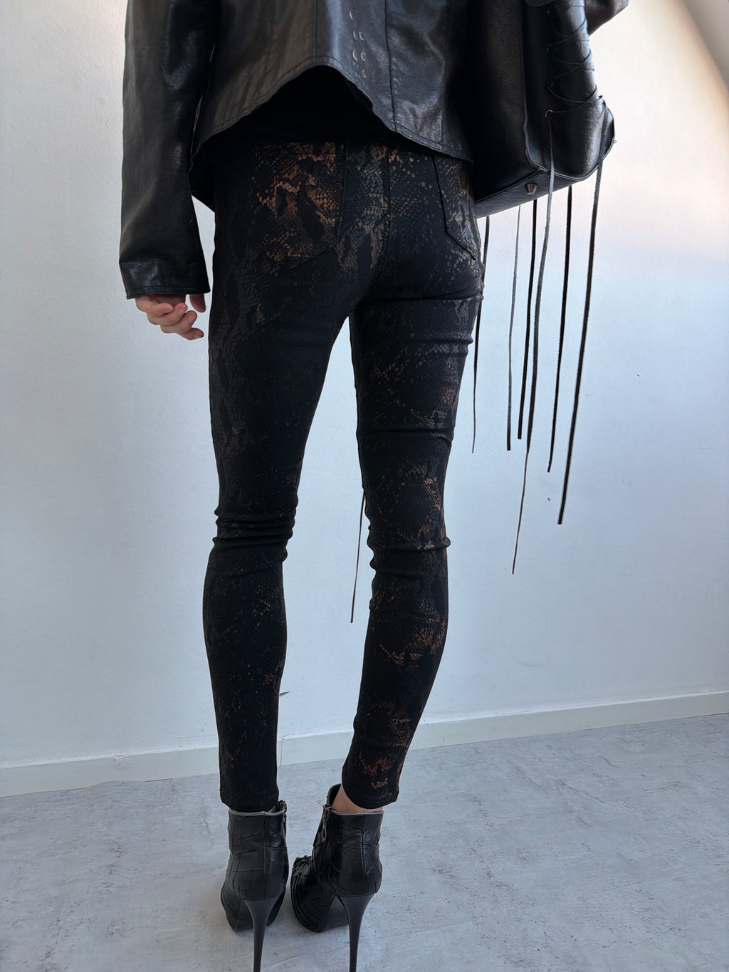 SNAKE PRINT JEANS