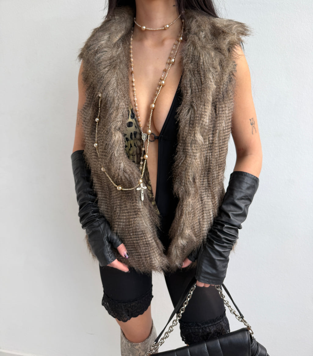 FAUX FUR VEST