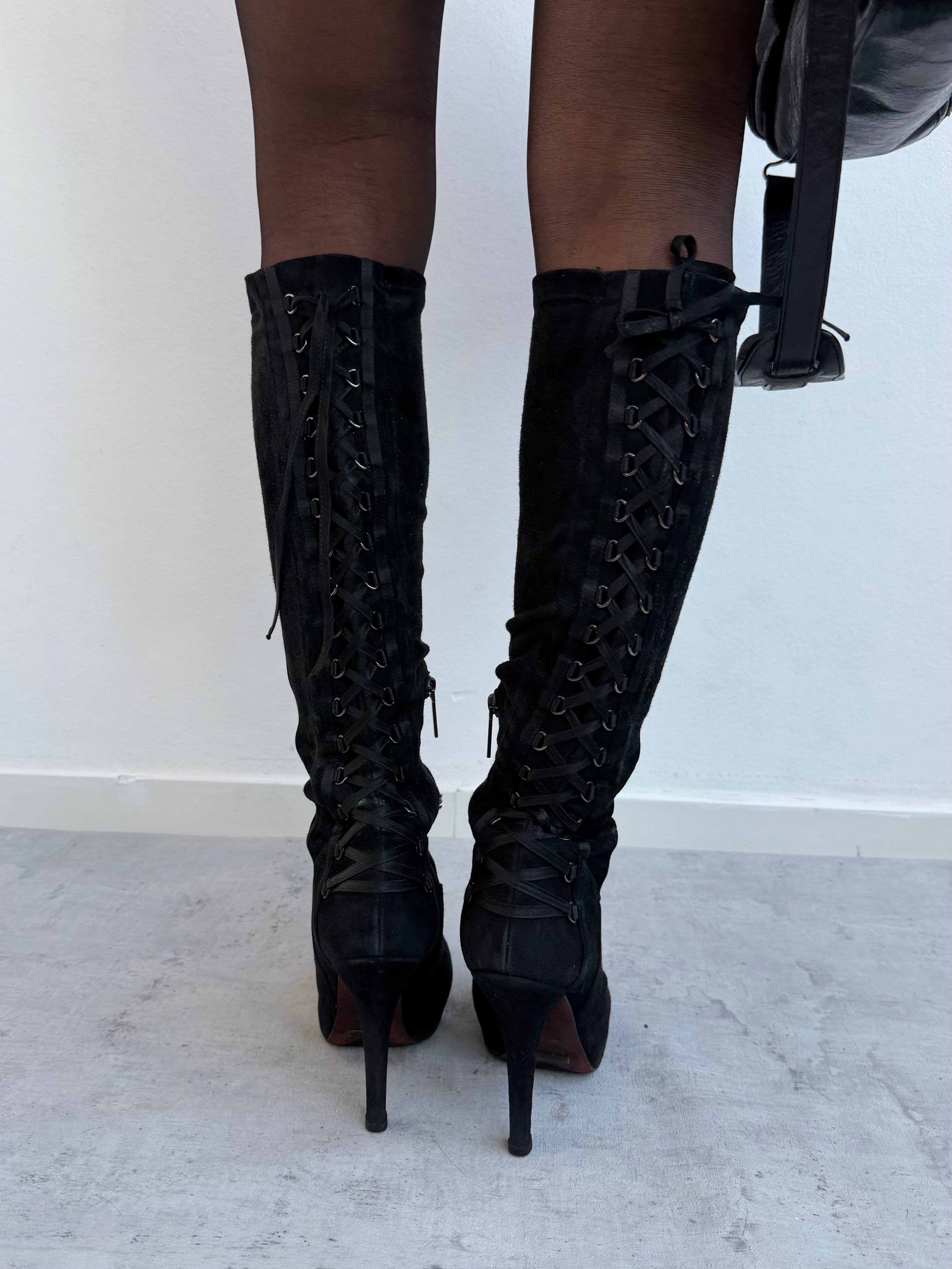 REAL LEATHER HEELS