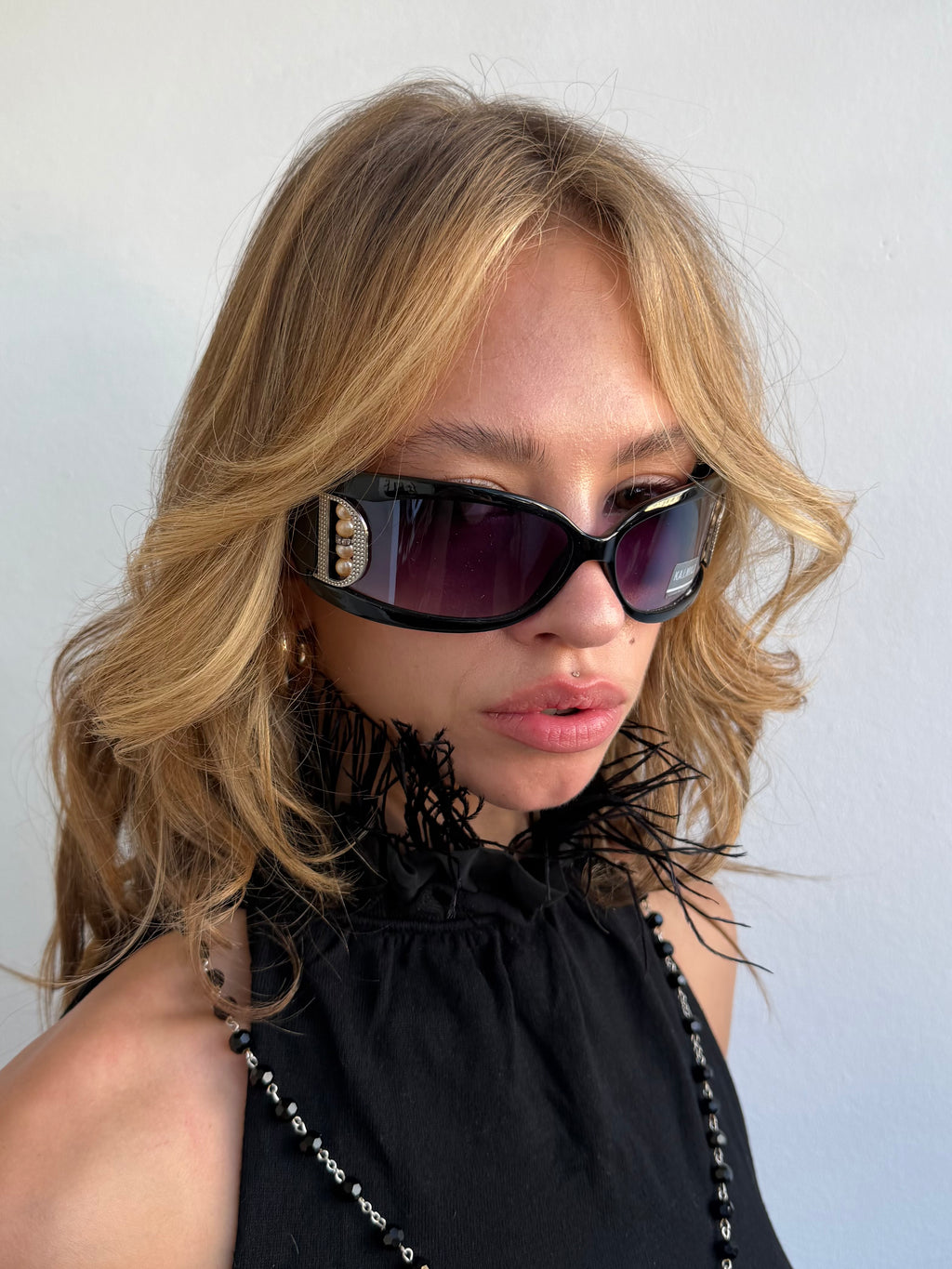 VINTAGE SUNGLASSES
