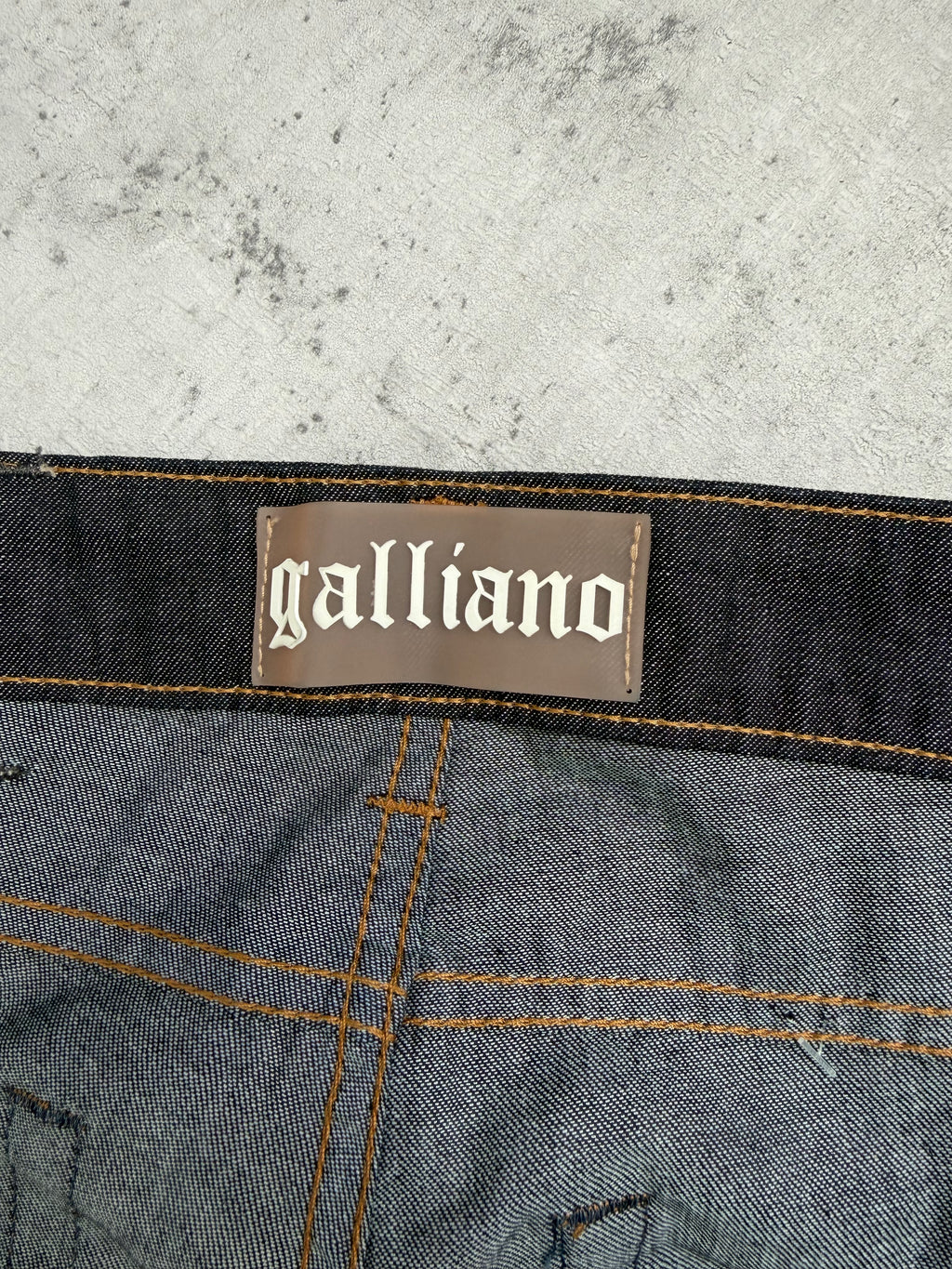 JOHN GALLIANO JEANS